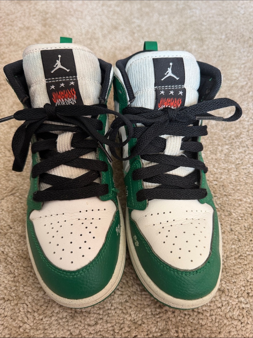 Jordan 1 Kids Green & White Sneakers